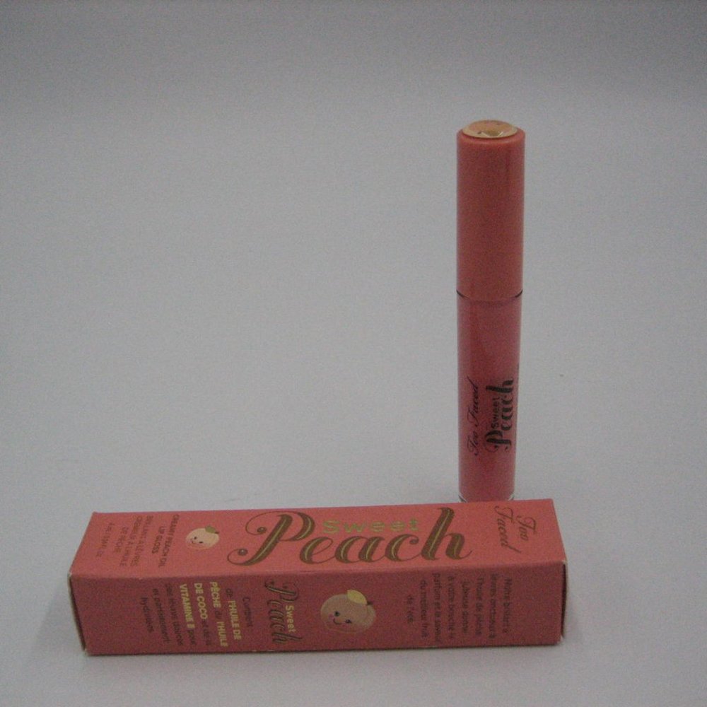 Too Faced PEACH TEASE Sweet Peach Creamy Peach Oil Lip Gloss (0.14 oz.) Full